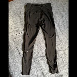 Women’s size 6 XS lululemon winter leggings black